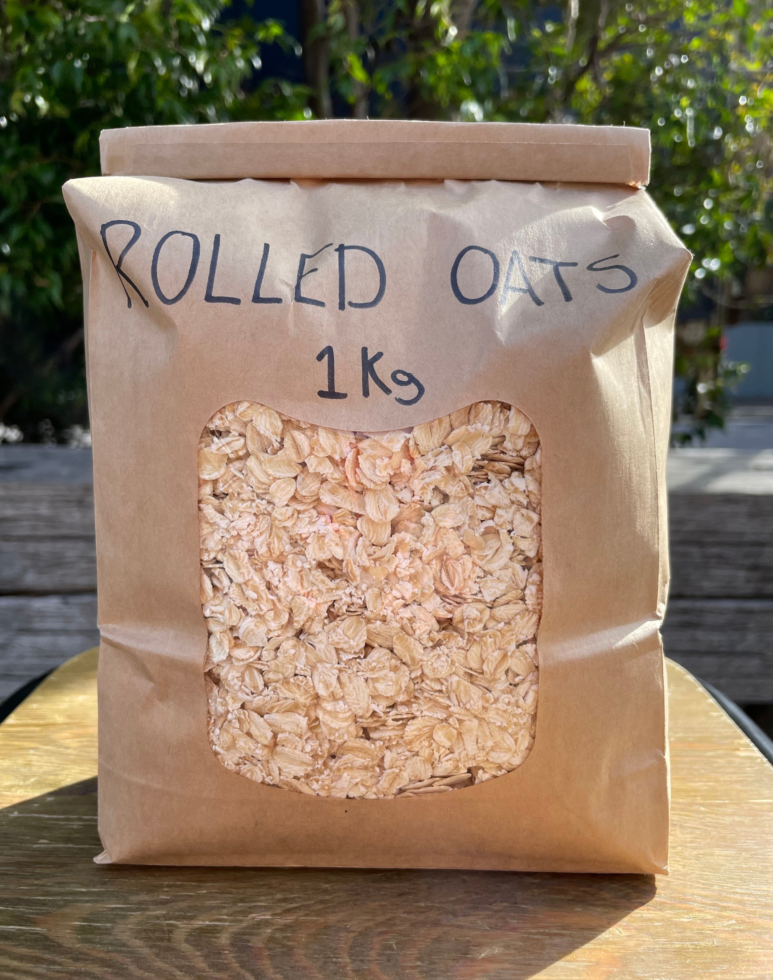 how much grams is one cup of rolled oats